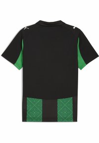 Čierne tričko s krátkymi rukávmi a zelenými akcentmi so vzorovaným zeleným dizajnom na spodnej časti, s logom Puma na pleciach.