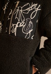 B by Ted Baker COSY BORGE  - Suéter de forro polar - black