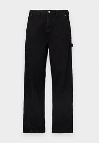 Čierne rifľové nohavice so strihom rovné nohavice, s gombíkom a zipsom na zapínanie, bočnými vreckami a jemnými textúrovými variáciami.