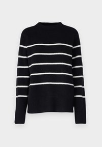 Granatowy sweter w białe poziome paski, z okrągłym dekoltem i długimi rękawami. Materiał wydaje się miękki i przytulny.
