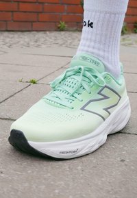 Thumbnail Image 2