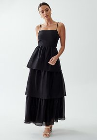 THE FATED NOA TIERED  - Maxi šaty - black