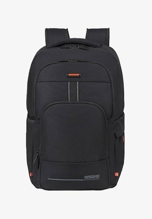 Zaino nero American Tourister con più scomparti con cerniera e spallacci imbottiti.