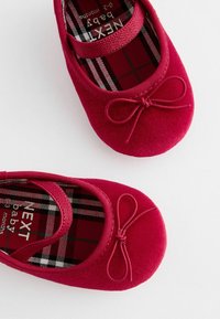 Next REGULAR FIT - Babacipők - red