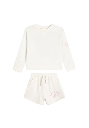 - Bluza