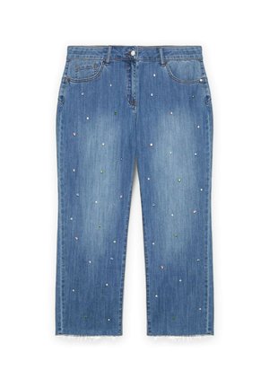 Jean en denim bleu clair à coupe droite, orné de bijoux décoratifs éparpillés de différentes couleurs sur toute la surface, avec un ourlet effiloché.
