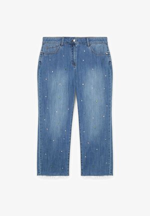 Helle blaue Denim-Jeans mit geradem Schnitt, verziert mit verstreuten dekorativen Schmucksteinen in verschiedenen Farben auf dem Stoff und einem ausgefransten Saum.