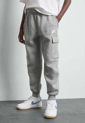CLUB PANT UNISEX - Verryttelyhousut - dark grey heather/base grey/white