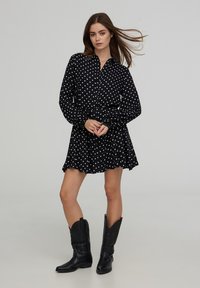 Terranova A POIS GRANDI - Abito a camicia - nero