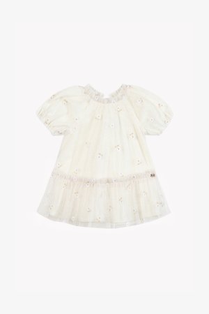 Creamfarbiges, kurzärmeliges Kleid mit gerafftem Ausschnitt, Blumenstickerei und ausgestelltem Rock. Hergestellt aus leichtem, strukturiertem Stoff.