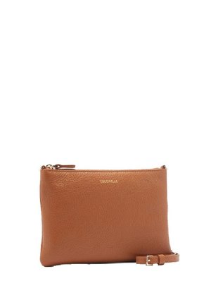 Borsa a tracolla in pelle marrone con cerniera dorata e piccolo logo del marchio "Colgnelle" in oro sulla parte anteriore, con tracolla sottile e regolabile.
