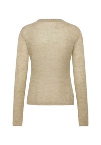 Beige långärmad tröja med rund halsringning, mjuk textur och en fitted siluett. Framstår som lätt med subtilt stickat mönster.