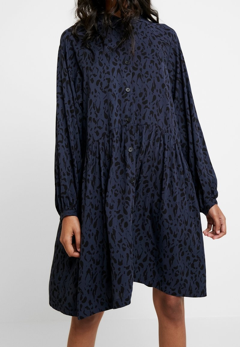 mbyM Robe chemise - blue