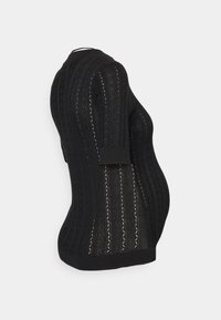 Sweater de maternidade preto com riscas, de mangas curtas, apresentando um design ajustado, malha texturizada e riscas verticais ao longo do tecido.