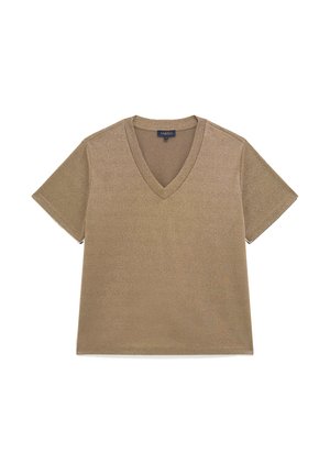 Camiseta de manga corta con escote en V en tela metálica dorada. Presenta una silueta relajada con una textura suave y sin patrones o acentos destacados.