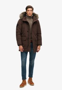Superdry & Co EVEREST  - Abrigo de invierno - dark brown