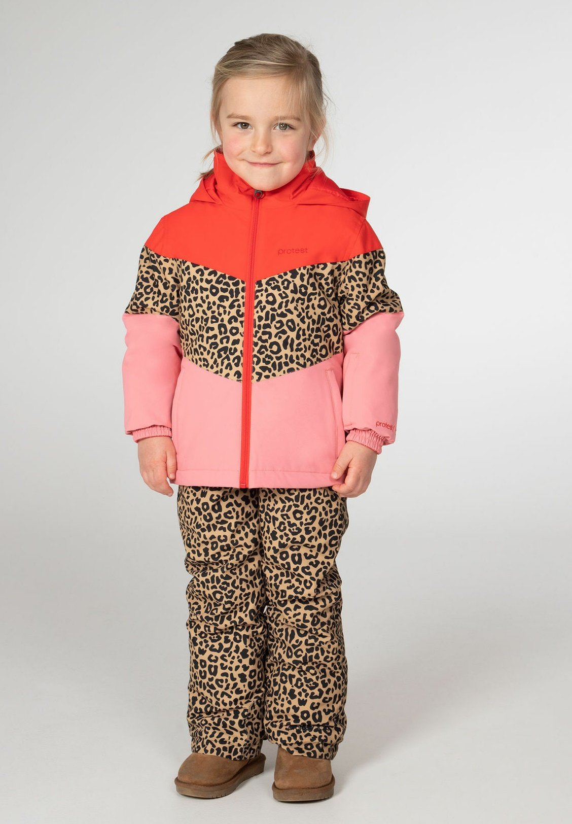 Protest PHOEBE TD - Giacca da sci - happy/fuxia - Zalando.it