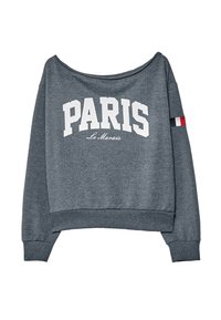 Felpa grigia scura con "PARIGI" in grandi lettere bianche, "Le Marais" in script più piccoli sottostante, e una piccola bandiera francese sulla manica sinistra.
