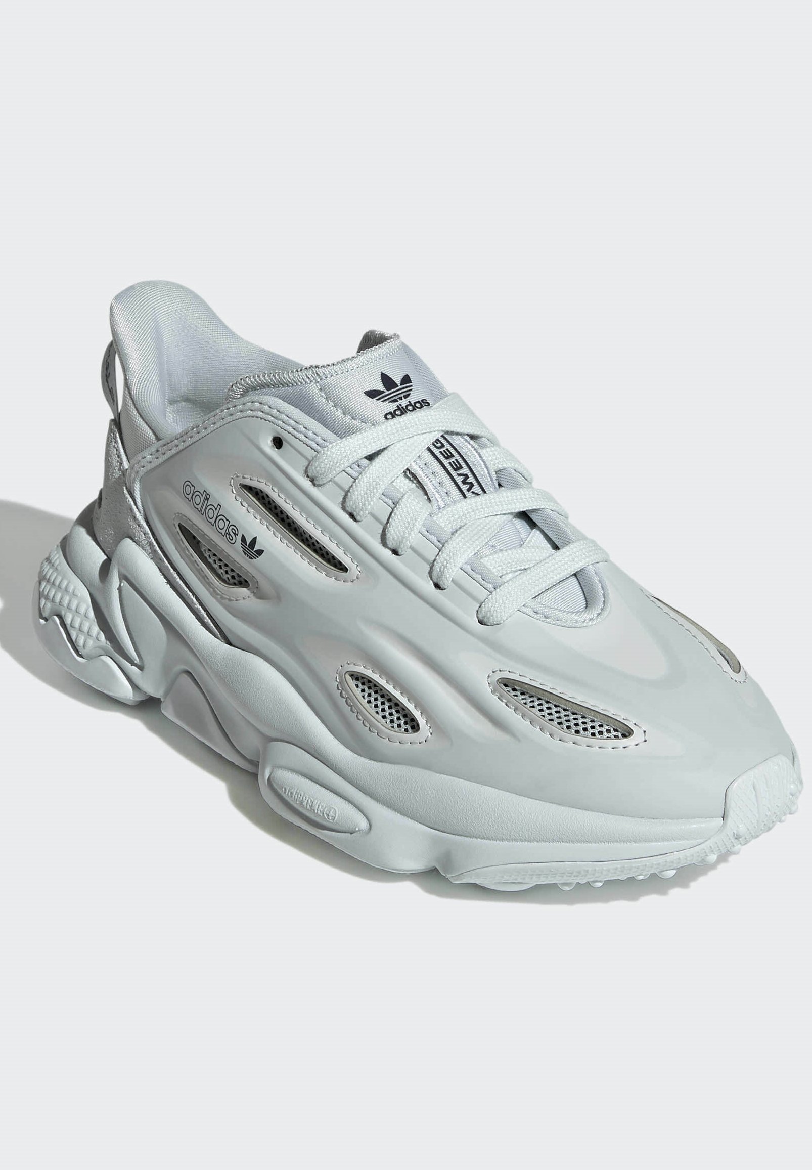 adidas Originals OZWEEGO CELOX 