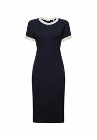 Robe midi tricotée en bleu marine avec des manches courtes et des accents côtelés blancs au niveau du col et des manches. Design ajusté avec une texture lisse.