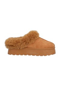 Tan faux fur-foringede slip-on mules med en tekstureret overflade og tykk gummisål. Rundt tå og fremtrædende fluffy krave detail.