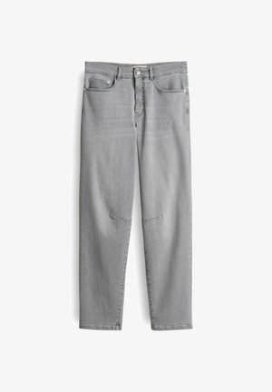 Hellegraue gerade geschnittene Jeans aus Denim, mit Knopfverschluss, fünf Taschen und dezentem Used-Look ohne sichtbares Logo oder Muster.