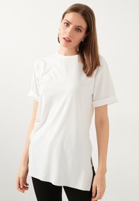 LELA - Slim Fit - Blůza - ecru Miniatura obrázku 1