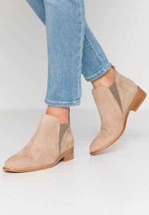 Enkelkaarsjes - sand