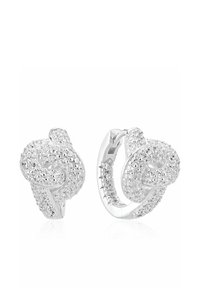 Orecchini a cerchio in argento con un design a nodo attorcigliato, impreziositi da pietre chiare e scintillanti per un tocco di dettaglio e texture.