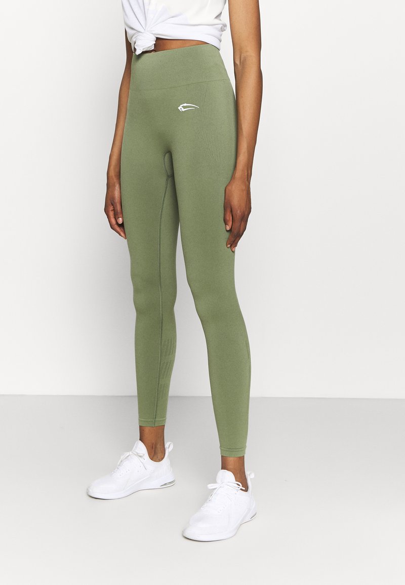 Damen Sportbekleidung | Smilodox SEAMLESS LEGGINGS COOL Tights khaki - AQ41477 Damen Sportbekleidung | Smilodox SEAMLESS LEGGINGS COOL Tights khaki - AQ41477