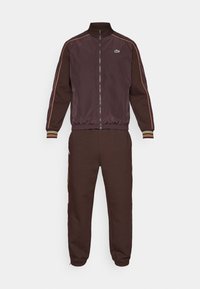 Δεν επιλέχθηκε, dark brown