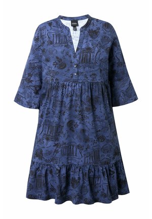 Modrá šatová šaty s vzorem, vyrobené z lehkého materiálu, s knoflíkovou légou, krátkými rukávy a rozšířeným volánkovým lemem. Černé grafické vzory po celém povrchu.