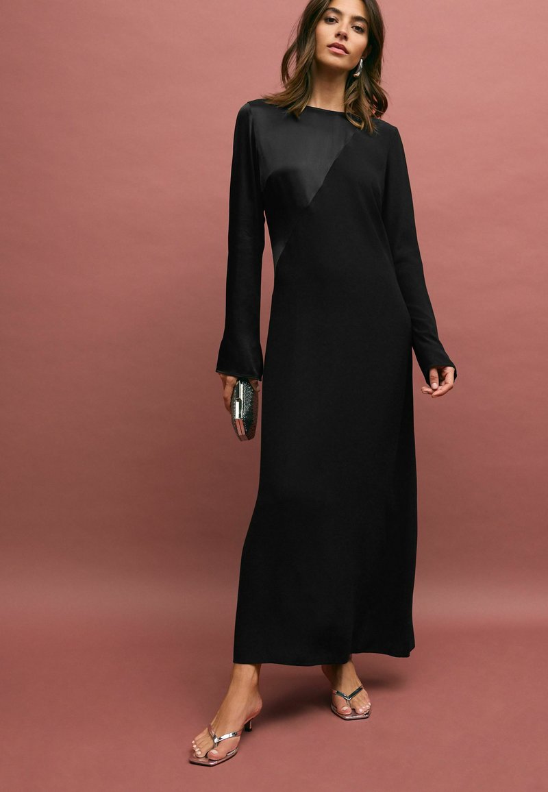 Next MIX COLUMN TALL - REGULAR FIT - Robe longue - black