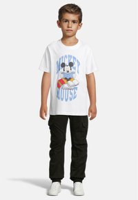 Mister Tee MICKEY MOUSE SMART TEE - Triko s potiskem - white