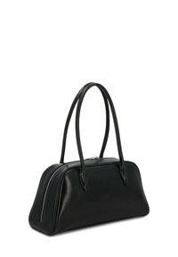 Sort læderhåndtaske med en struktureret form, dobbelte håndtag og lynlåslukning. Har en glat tekstur og minimalistisk design.