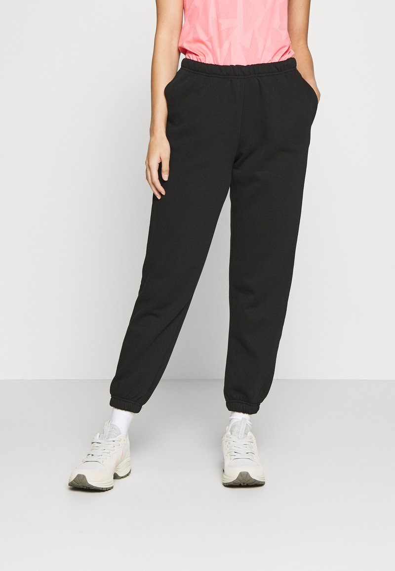 Gina Tricot Petite BASIC Tracksuit bottoms black Zalando.ie