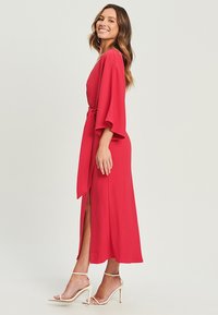 TUSSAH SIGNORA MIDI - Dnevna haljina - hot pink