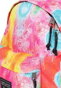 Eastpak DAY PAK'R - Mochila - fluo clouds