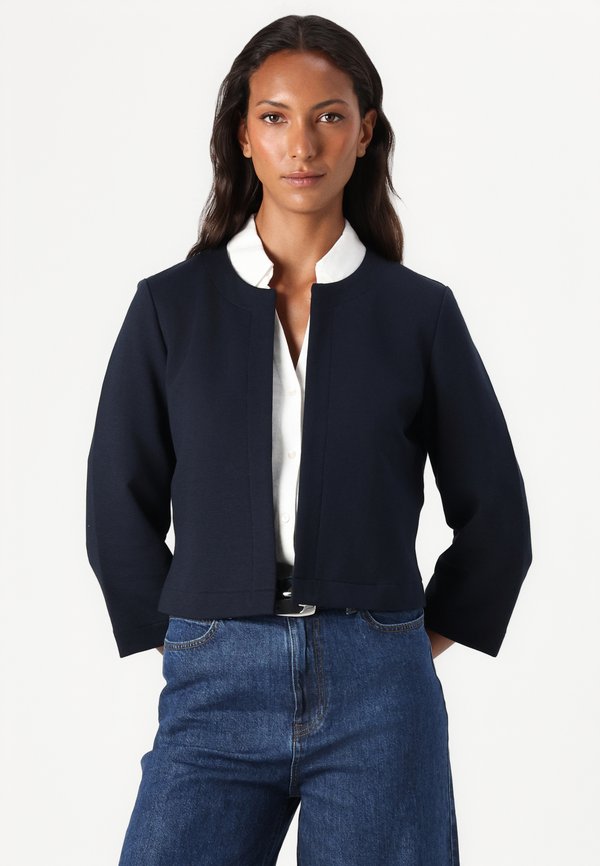 EASY JACKET SHAPE - Blazer4