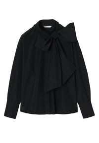 Blusa nera in tessuto liscio, con un grande fiocco al colletto, maniche lunghe e una vestibilità ampia con chiusura a bottoni sul davanti.