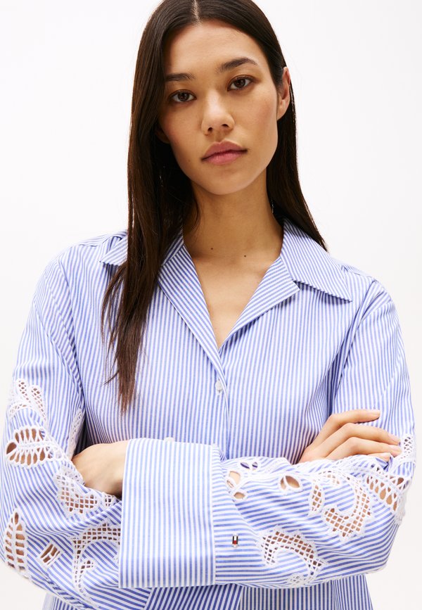 BRODERIE ANGLAISE - Button-down blouse4