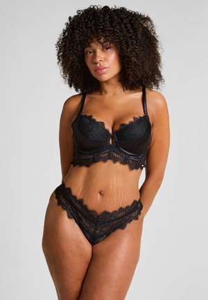Hunkemöller Slip - black