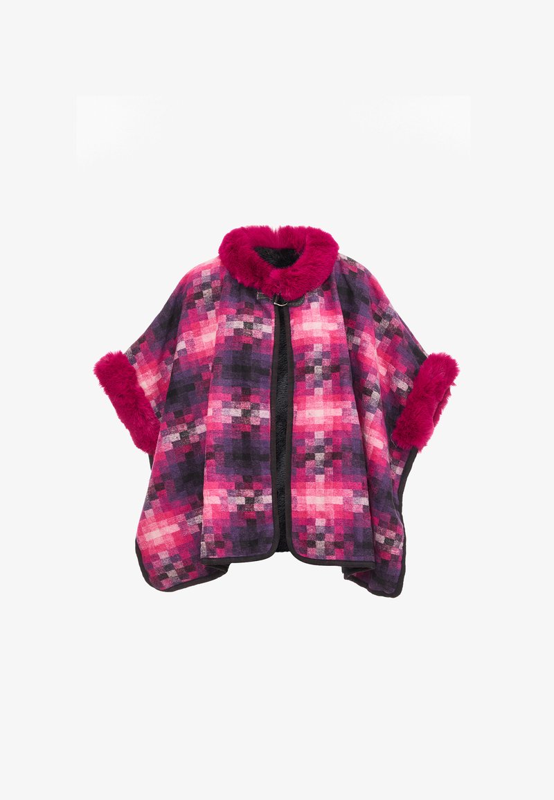 Poncho colorat cu un model pixelat în nuanțe de roz și mov, având un guler fuzzy în magenta și margine neagră. Închidere cu fermoar.