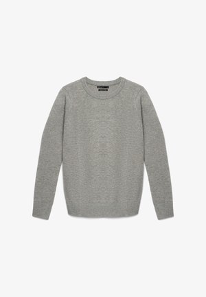 Maglione grigio a maniche lunghe con collo rotondo, realizzato in morbido tessuto a maglia, con polsini e orlo a coste, disteso su uno sfondo bianco.