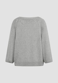 Grau gestrickter Pullover mit rundem Ausschnitt, Dreiviertelärmeln und geripptem Saum. Besitzt ein strukturiertes Muster und eine entspannte Passform.