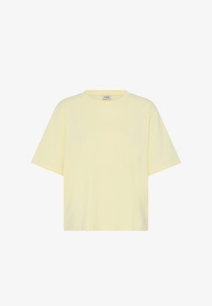 Paprasta šviesiai geltona trumpomis rankovėmis marškinėliai su apvaliu kaklu, laisvo silueto, be matomų raštų ar logotipų.