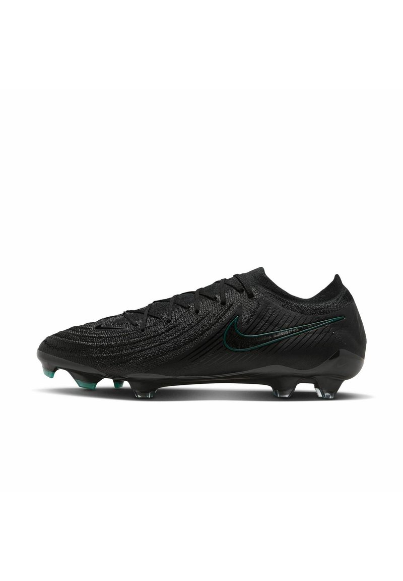 Schwarzer Fußballschuh mit strukturiertem Obermaterial und grünem Nike-Swoosh. Ausgelegt für Leistung mit einem aerodynamischen Design und geformten Stollen.