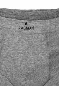 Gray cotton underwear with a smooth texture. Features a waistband labeled "RAGMAN" and flat seams for comfort.