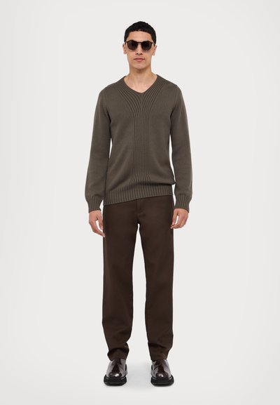 Emporio Armani PULLOVER - Pulóver - mud