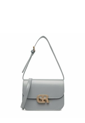 Bolso de hombro de cuero gris claro con cierre dorado "GR", correa ajustable y acabado liso.